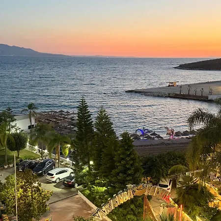 Апартаменты Seafront Horizon