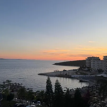Seafront Horizon